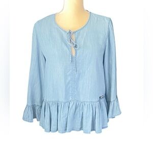 DKNY Blue Chambray Peplum Top – Tie Front & Flowy Sleeves Sz S